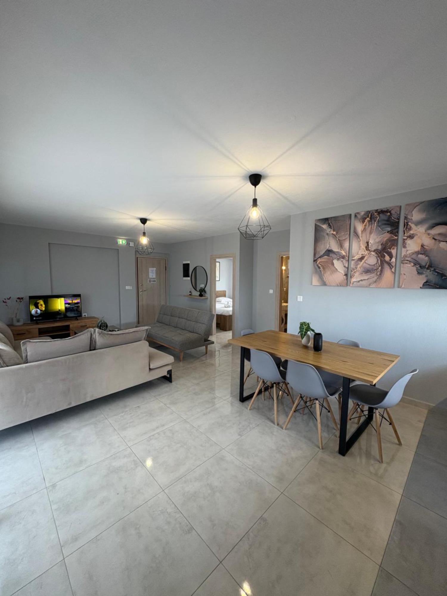 Elinor Apartments 弗洛伊塔 外观 照片